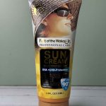 کرم ضد آفتاب بی رنگ وکالی SPF90 انواع پوست حجم 130 میلی‌لیتر