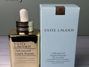 سرم ترمیم‌کننده شب استی لادر مدل Advanced Night Repair