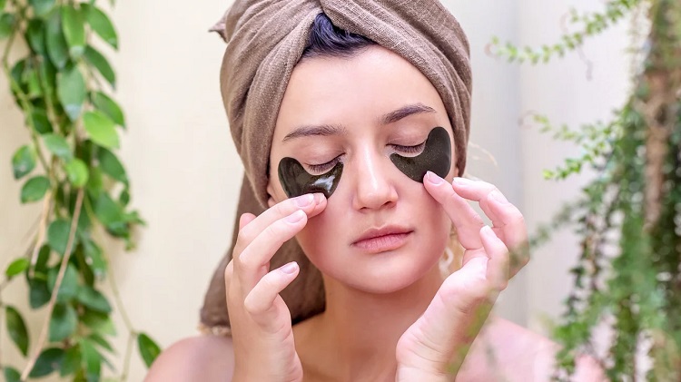 ویتامین برای سیاهی دور چشم